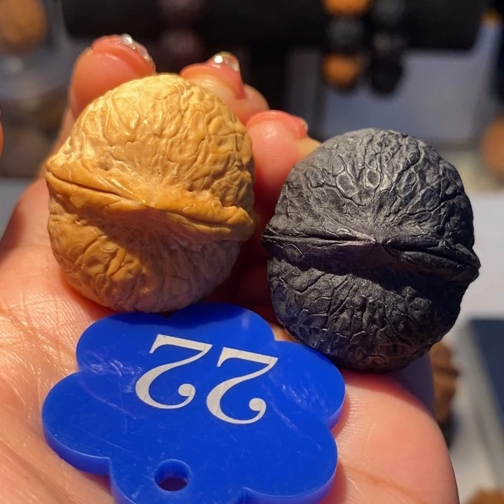 铁核桃双龙戏珠34尺寸