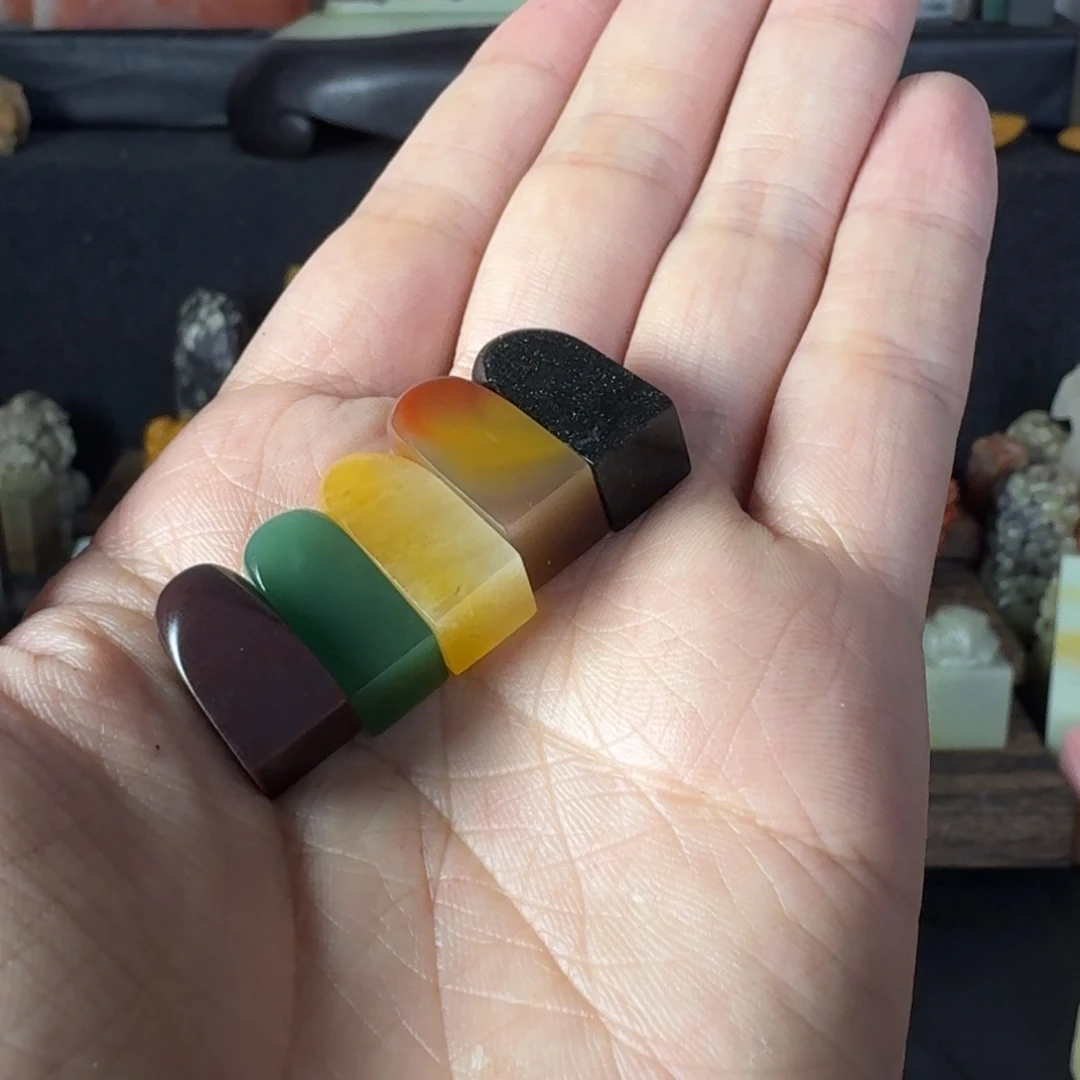 青田石印石老**老一组料