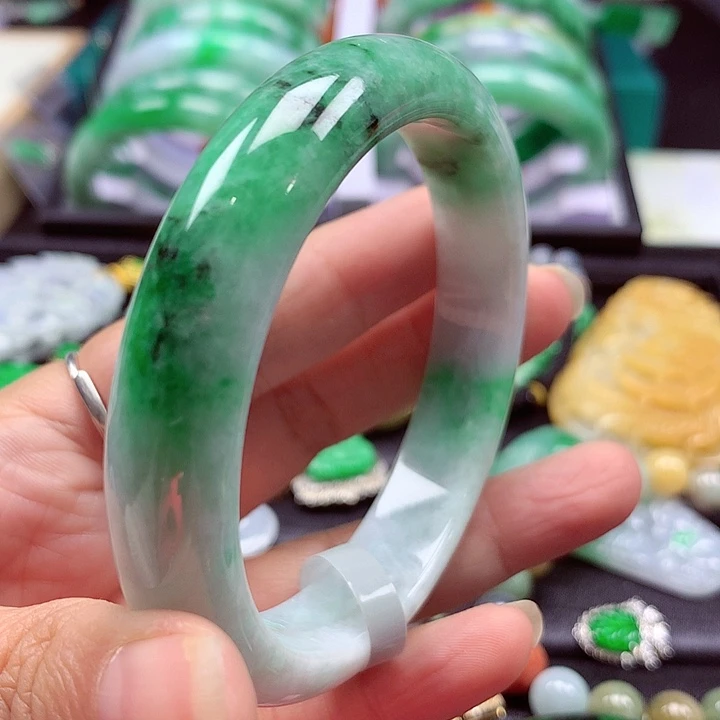 未镶嵌手镯翡翠翡翠