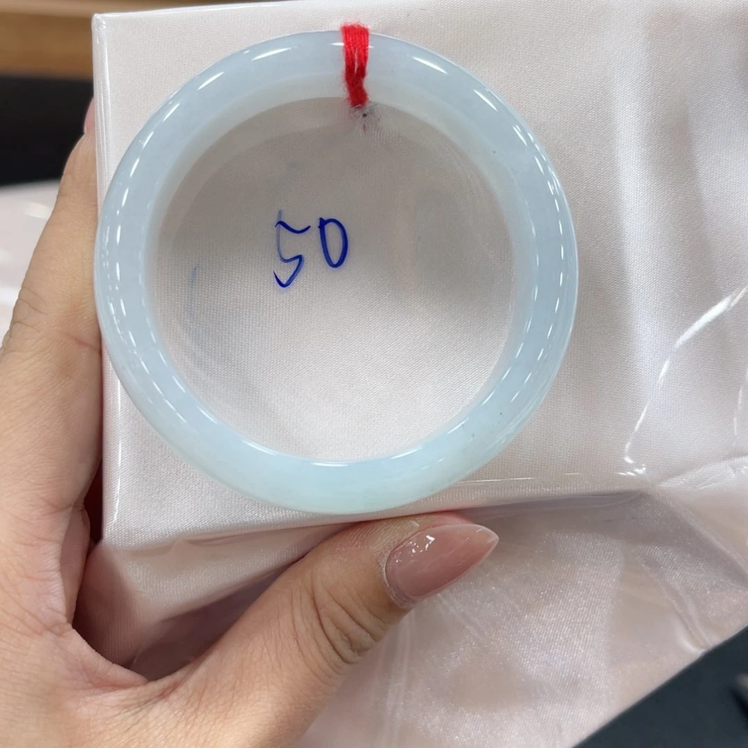 未镶嵌手镯翡翠翡翠