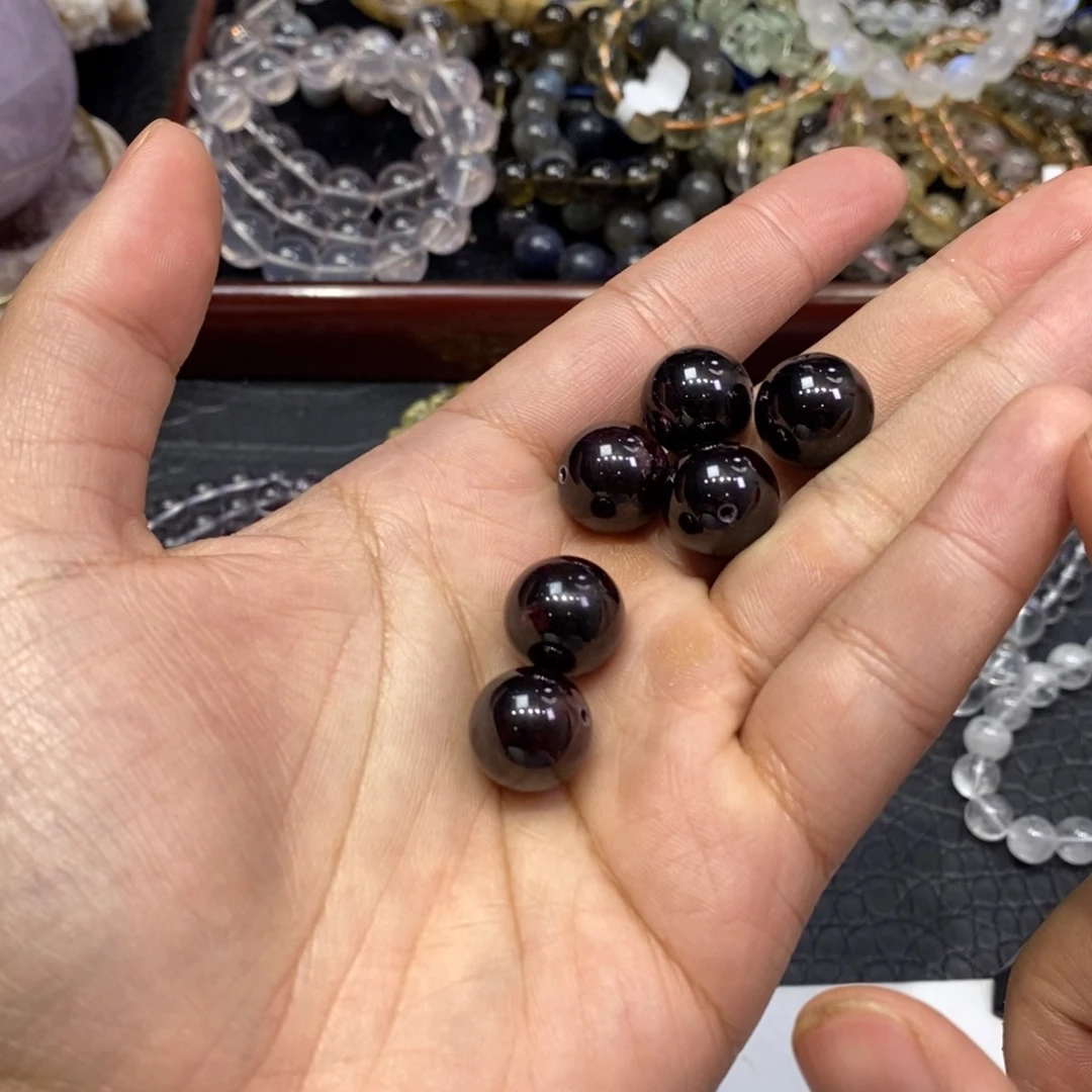 水晶手链未镶嵌石榴石