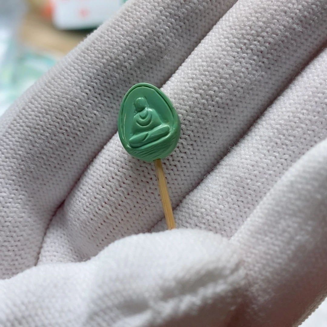 绿松石颈饰未镶嵌