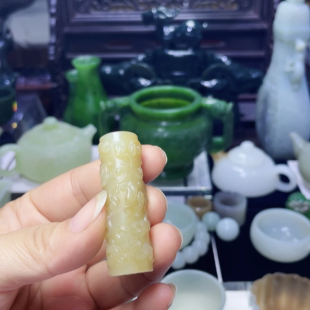 未镶嵌和田玉挂件
