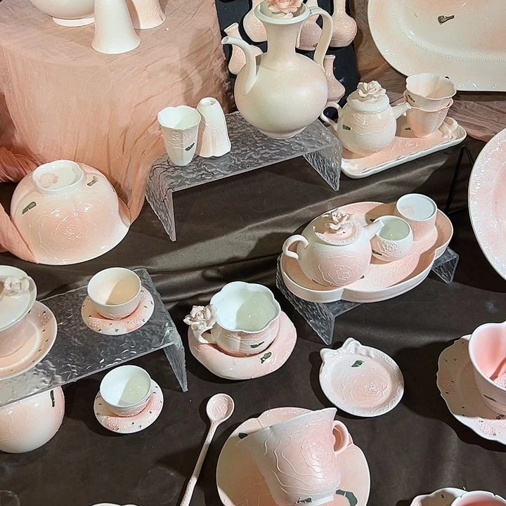 摆件景德镇陶瓷摆件猪猪猪10