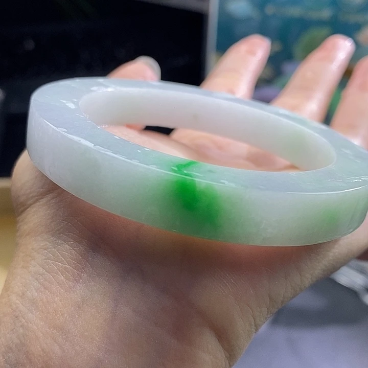 定制翡翠未镶嵌正圈