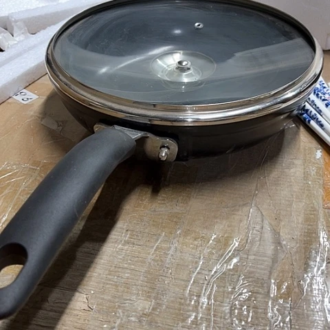 微瑕，明火，口径26高度6带玻璃盖