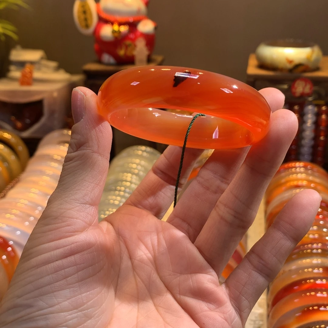 玛瑙/玉髓未镶嵌手镯50号不退换