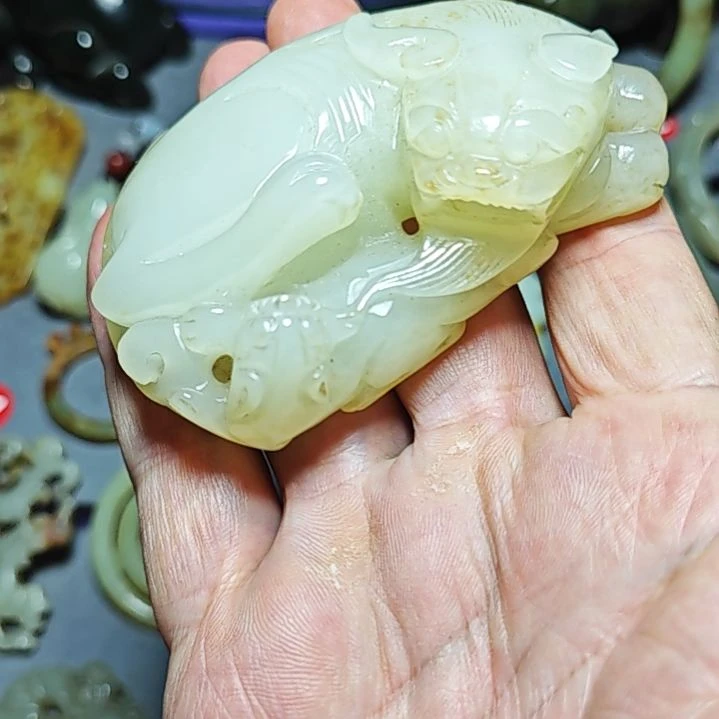 颈饰未镶嵌和田玉东*