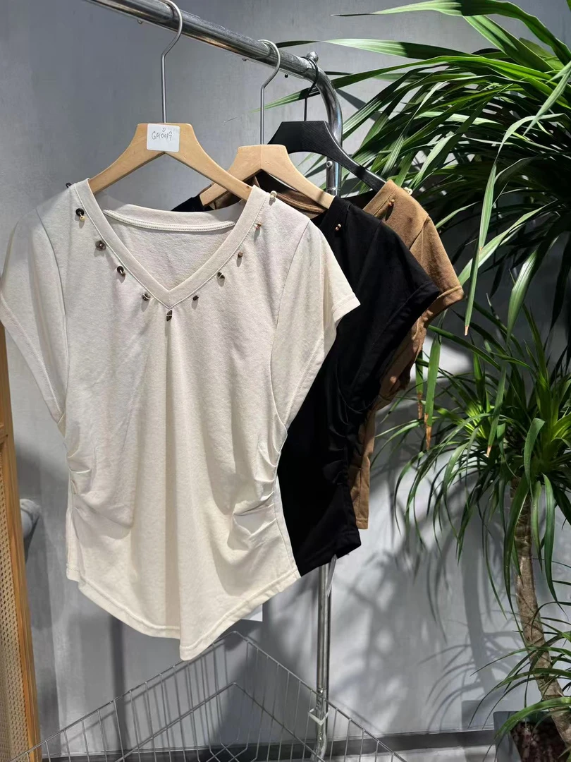 新款时尚百搭T恤 YT9957