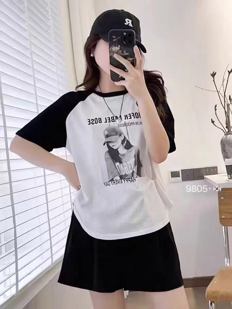 时尚短袖学院风轻职风圆领运动常规款韩版百搭T恤