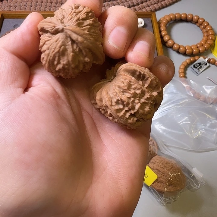 猴头核桃吊坠白狮子