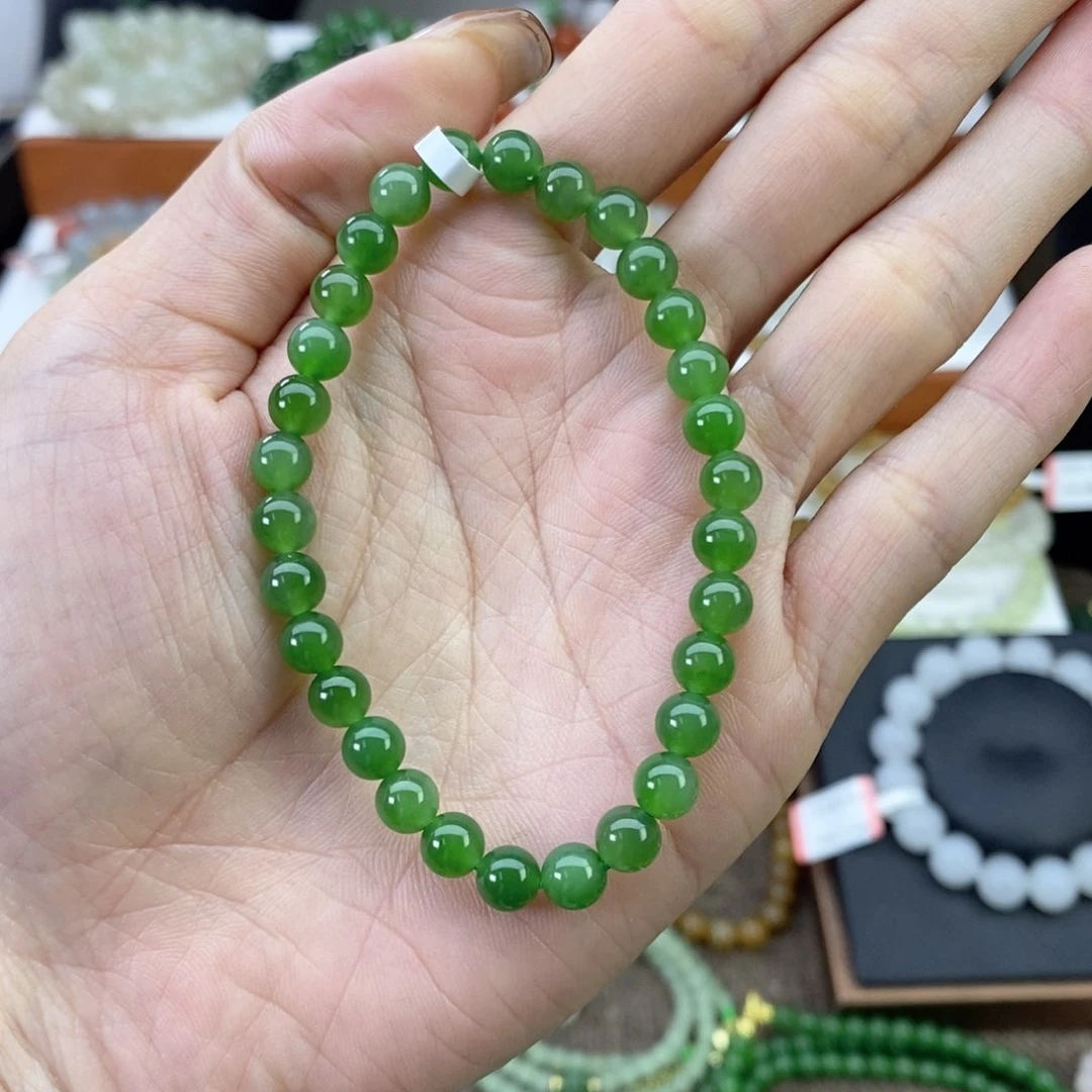 和田玉手串未镶嵌S****?