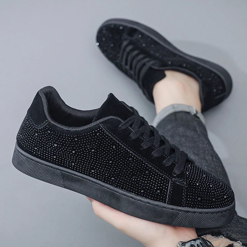 男士红底欧洲社会新款小伙板鞋时尚潮流系带休闲百搭精神水钻男鞋