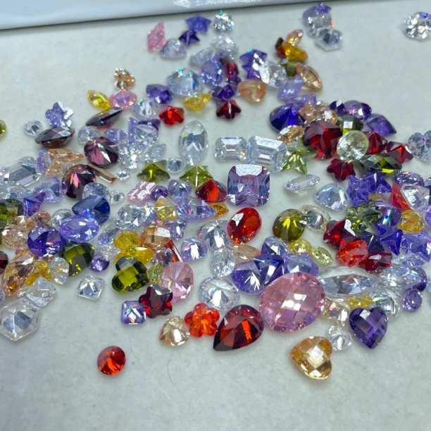 锆元素美甲饰品中大号5-10MM立方氧化锆混装彩色混钻