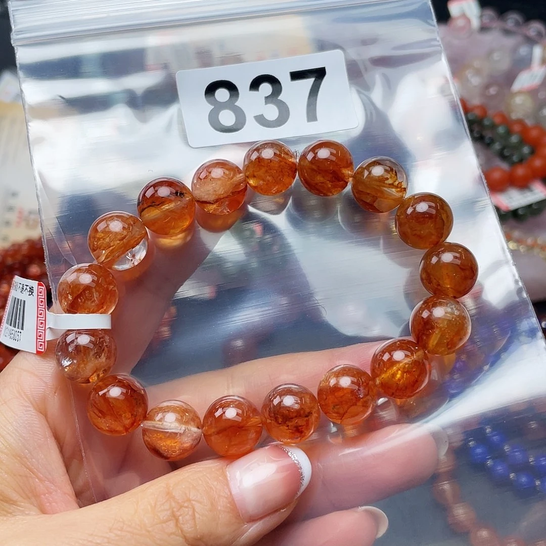 水晶手串未镶嵌手串837。