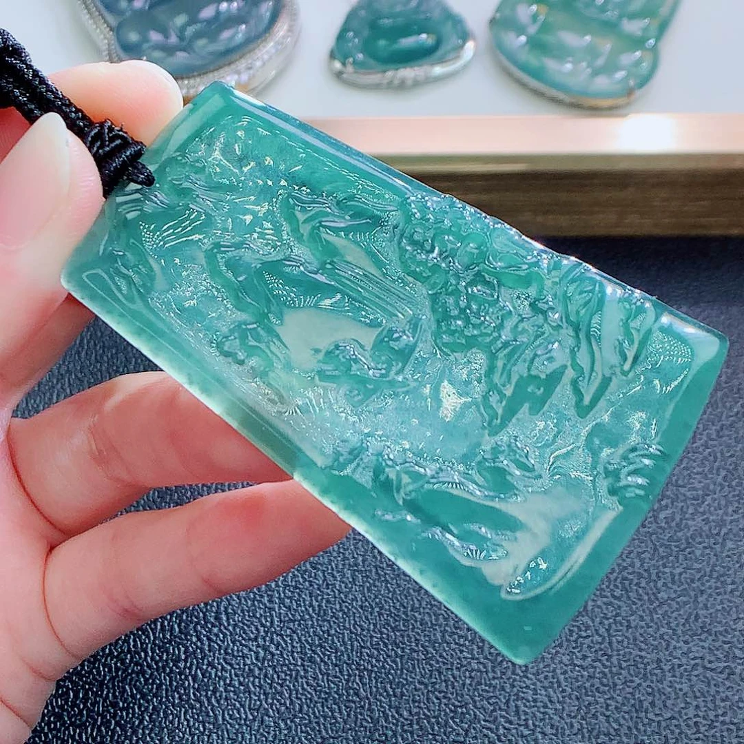 翡翠未镶嵌颈饰翡翠