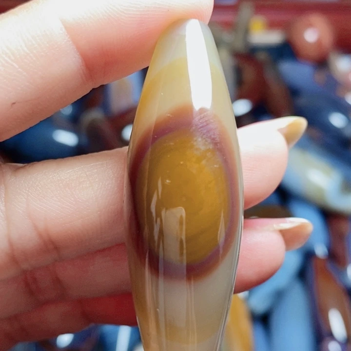玛瑙/玉髓颈饰合金龍**馆