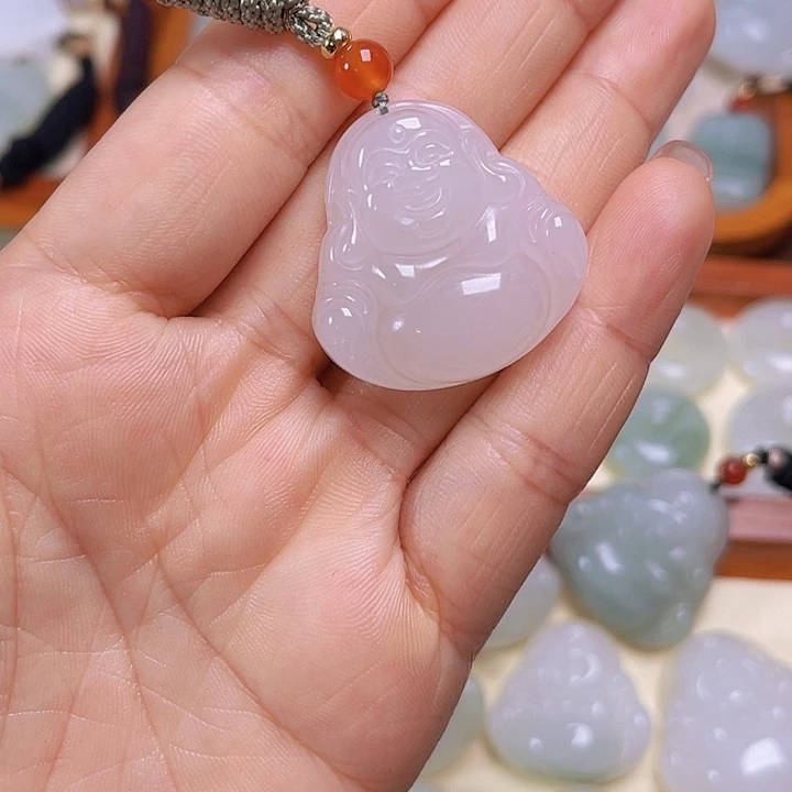 石英质玉合金颈饰