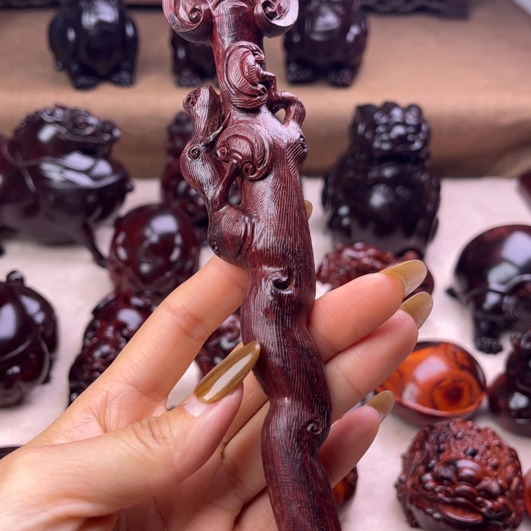 檀香紫檀（小叶紫檀）印度小叶紫檀手工雕刻灵芝