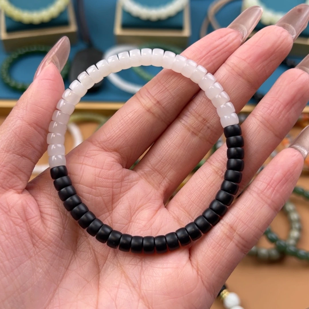 手链未镶嵌和田玉（糖玉）自**凡