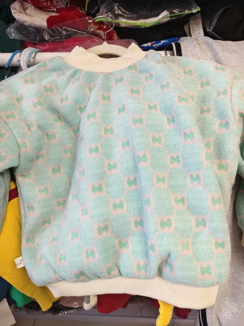 儿童衣服亲肤柔软