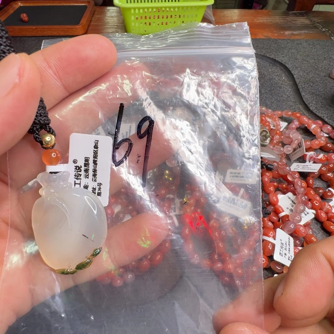 南红玛瑙未镶嵌配饰69