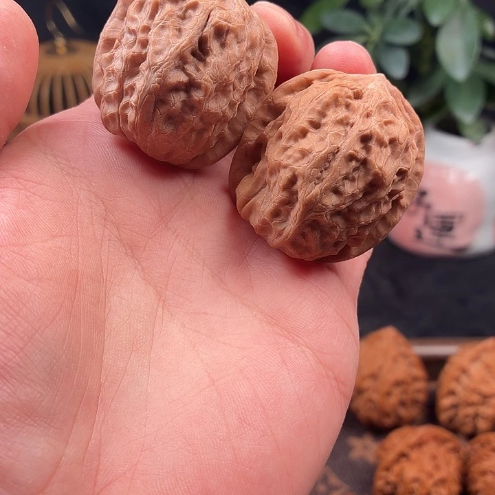 文玩核桃吊坠野将军