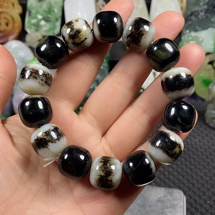 吊坠紫金钵盂菩提