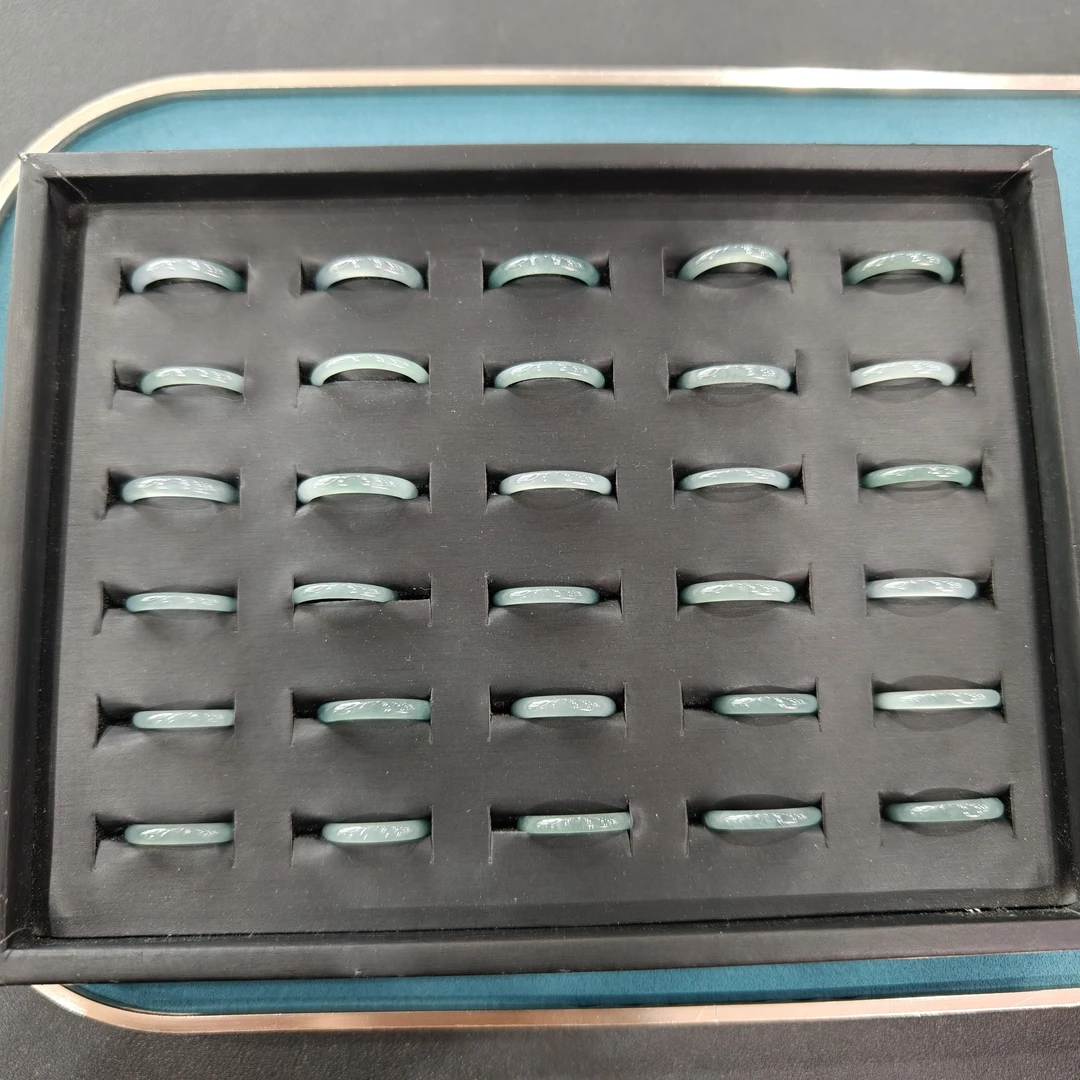 【玉经纶】-46334/Q102-616--翡翠戒圈吊坠-多样性发其一