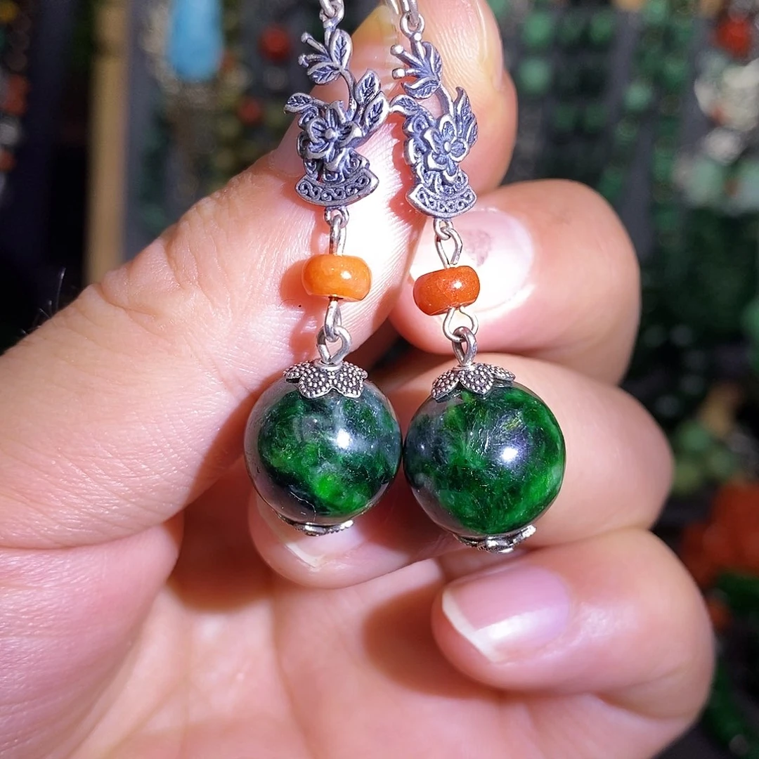 银S925镶嵌翡翠耳饰漂亮美眉