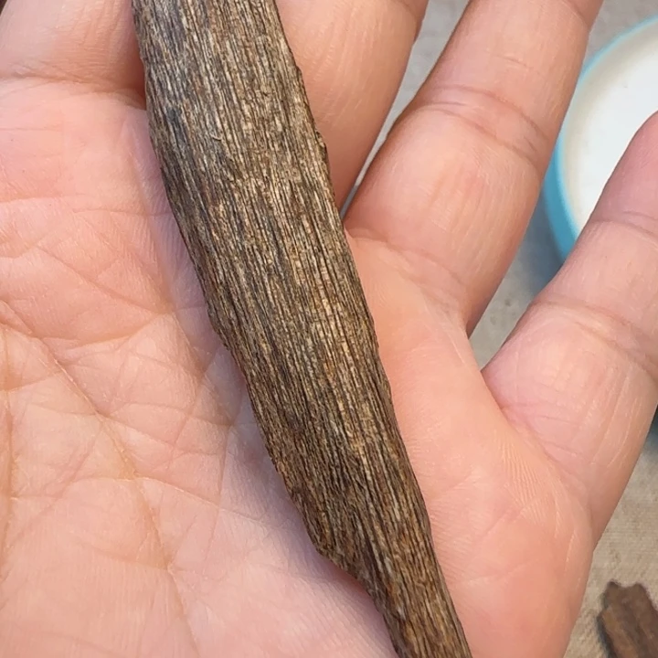 沉香摆件海南野生包头3克