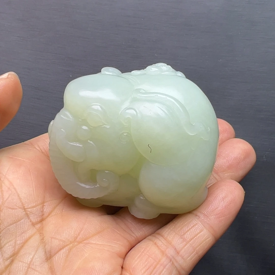 万****和田玉未镶嵌把件