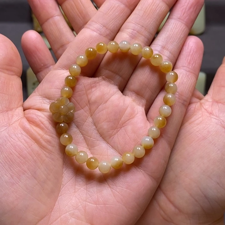 幸***吖和田玉未镶嵌颈饰