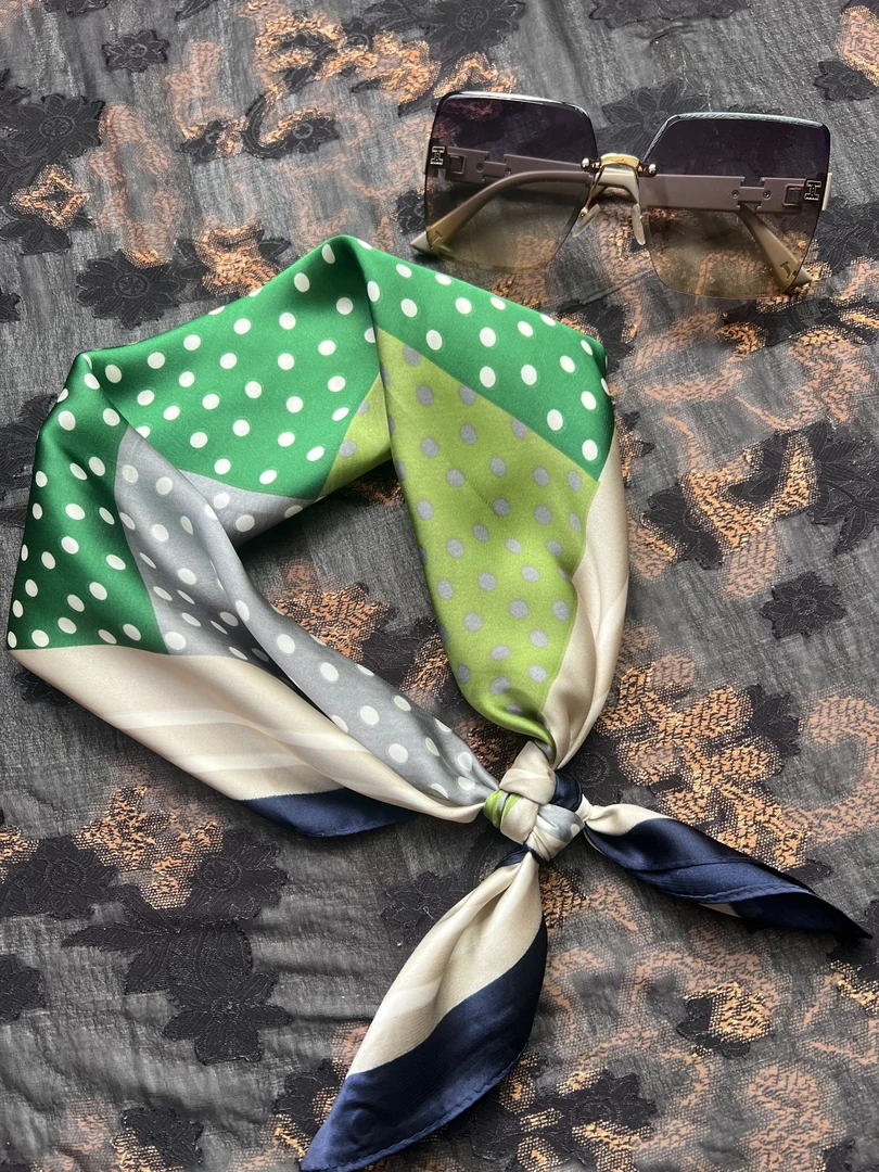 f70-19  丽景缎70*70左右气质丝巾方巾时尚