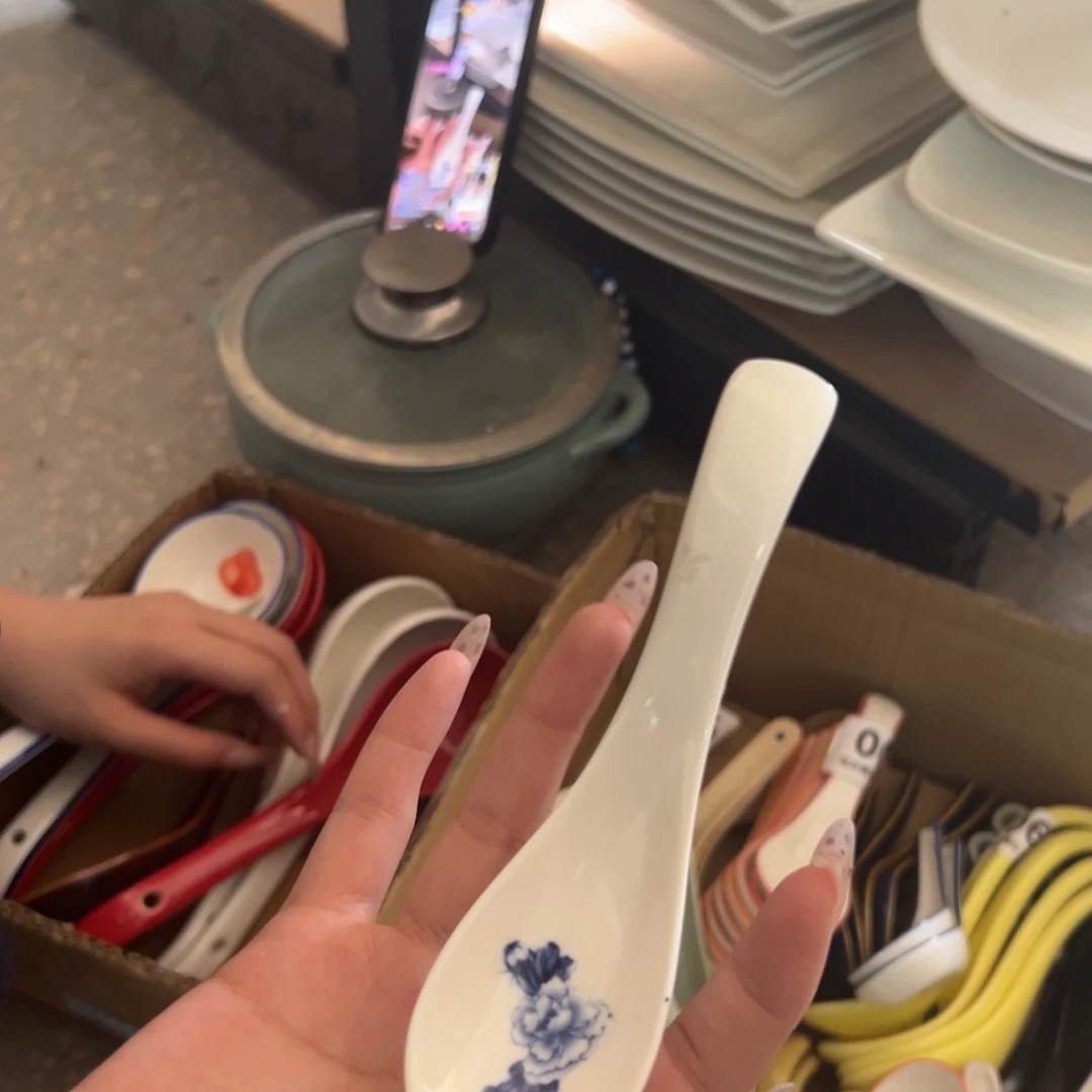 新骨瓷104微瑕蓝牡丹5.75寸小勺子