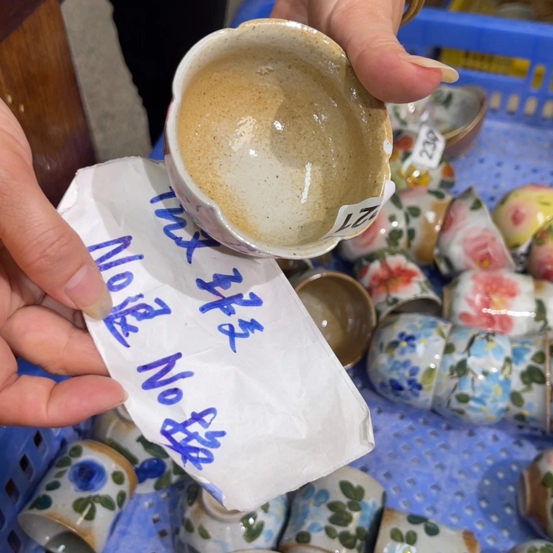 ****唧壶素浅陶瓷手工手绘
