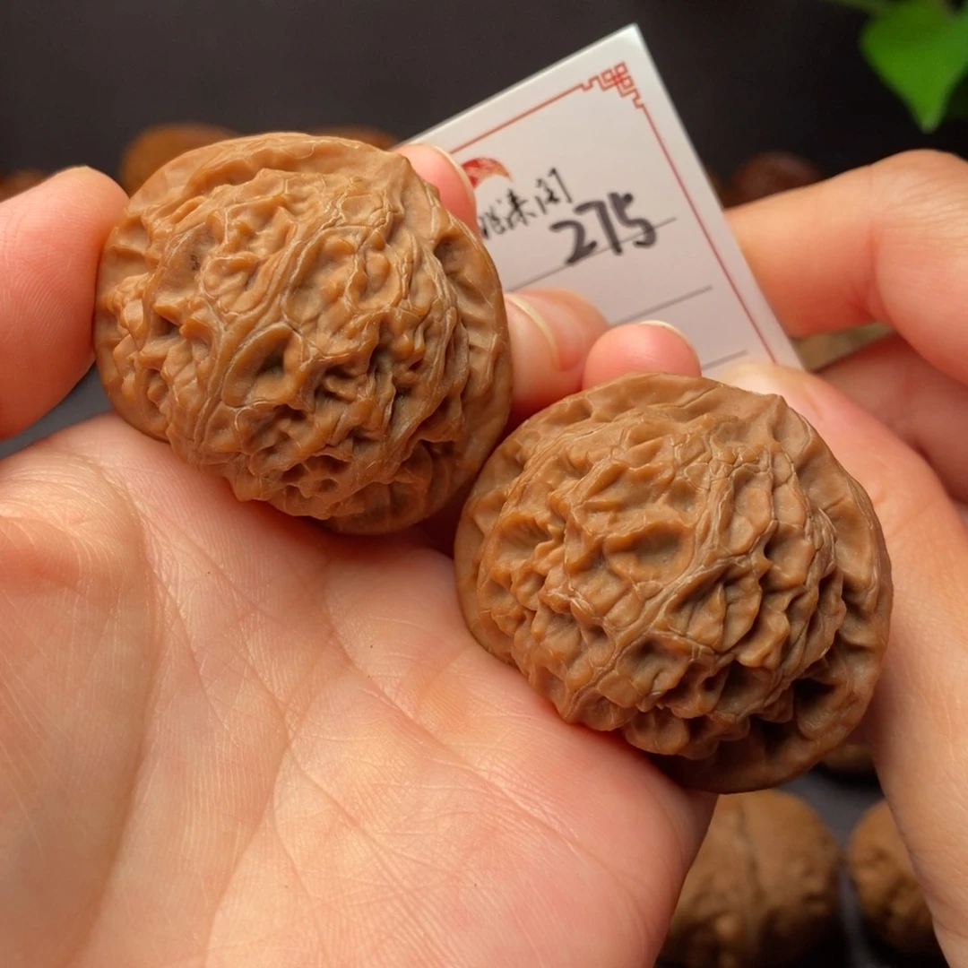 把件文玩核桃275号43桃心全品宫灯