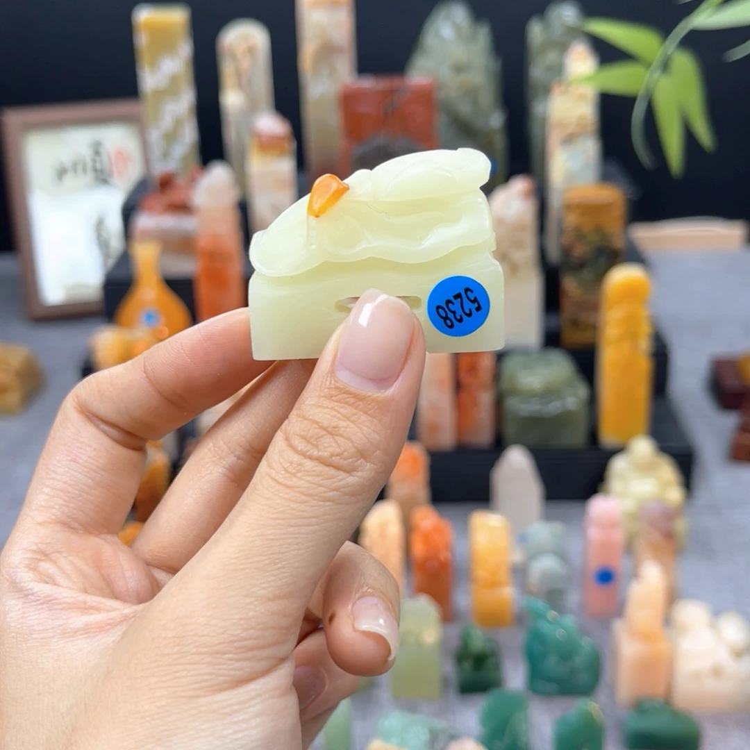 印石寿山石5238。