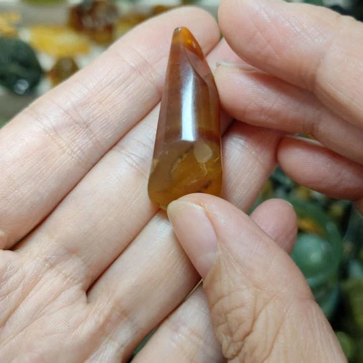 岫玉未镶嵌挂坠款式