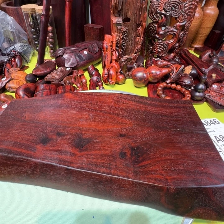 星****非洲紫檀（红花梨）