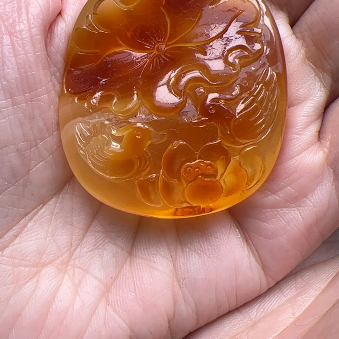 琥珀颈饰未镶嵌蜜蜡