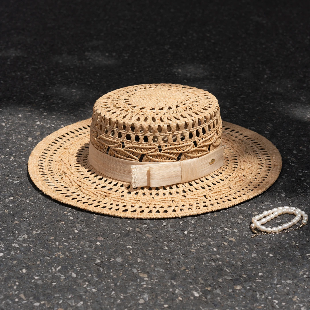 疯帽子 轻奢手编拉菲草镂空平顶帽高级感蝴蝶结度假草帽25年夏新