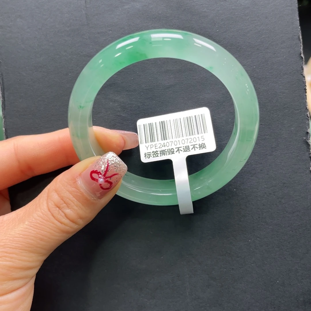 石英质玉手镯未镶嵌明**白➕艳艳54.2