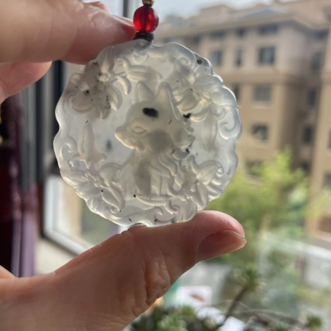 岫玉冰料聪明伶俐桃花女款古精品