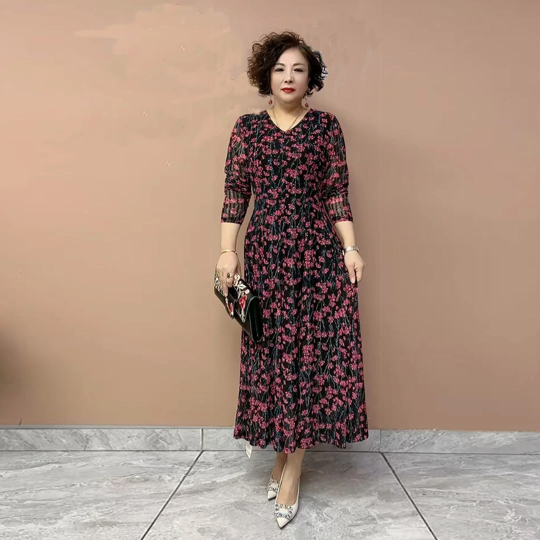 春夏长裙优雅大摆裙百搭时尚长袖洋气遮肉碎花妈妈减龄连衣裙显瘦