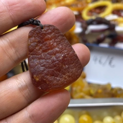 手串蜜蜡未镶嵌吊坠