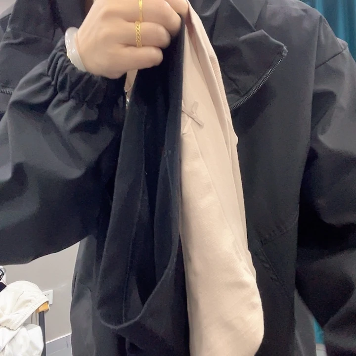 小**?内内处理2条
