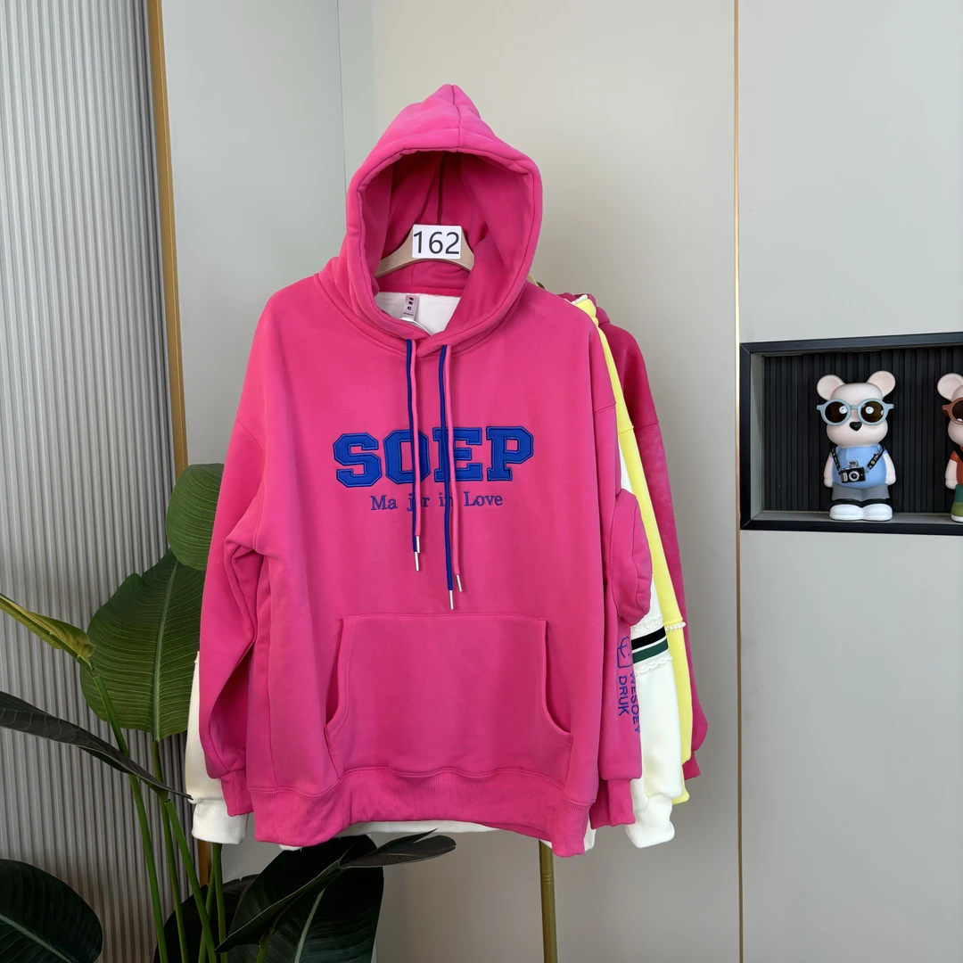 歌如虹品牌  潮流重工刺绣时尚（特定升级面料）加绒卫衣（162）