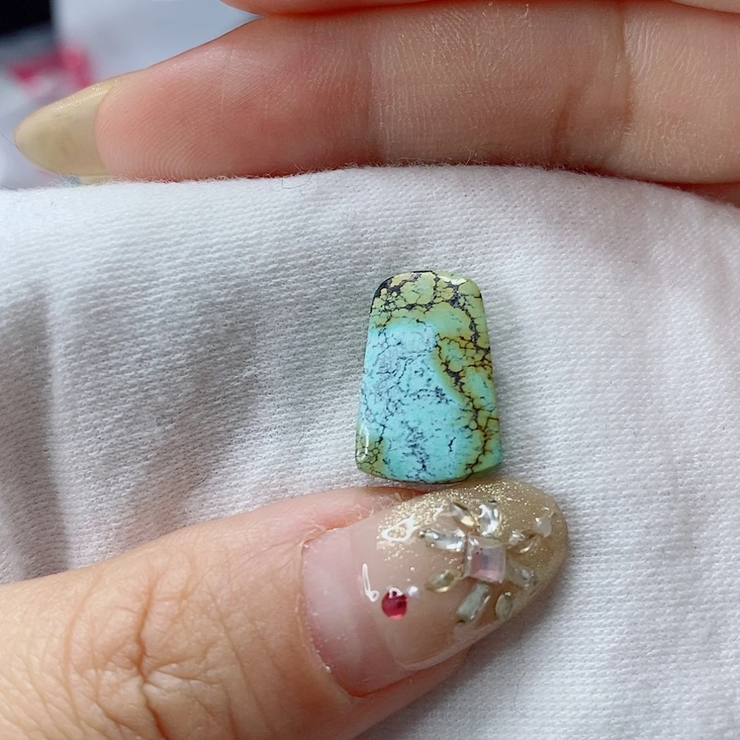南红玛瑙未镶嵌珠宝奇石
