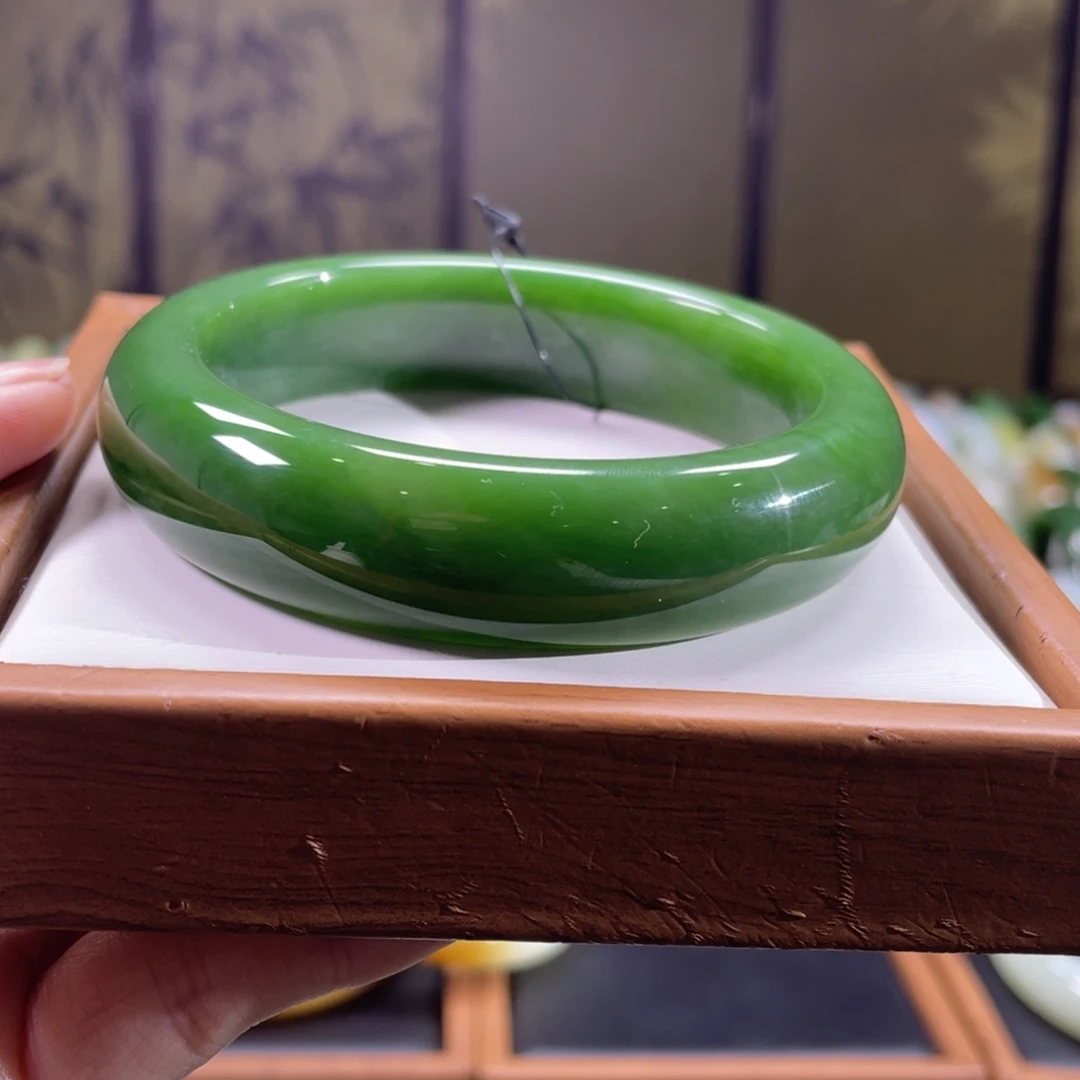 和田玉未镶嵌手镯60圈